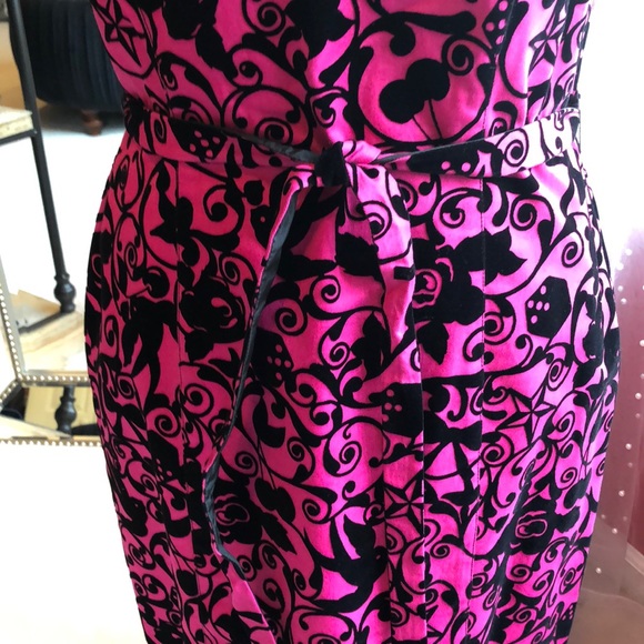 Dress - Picture 3 of 5